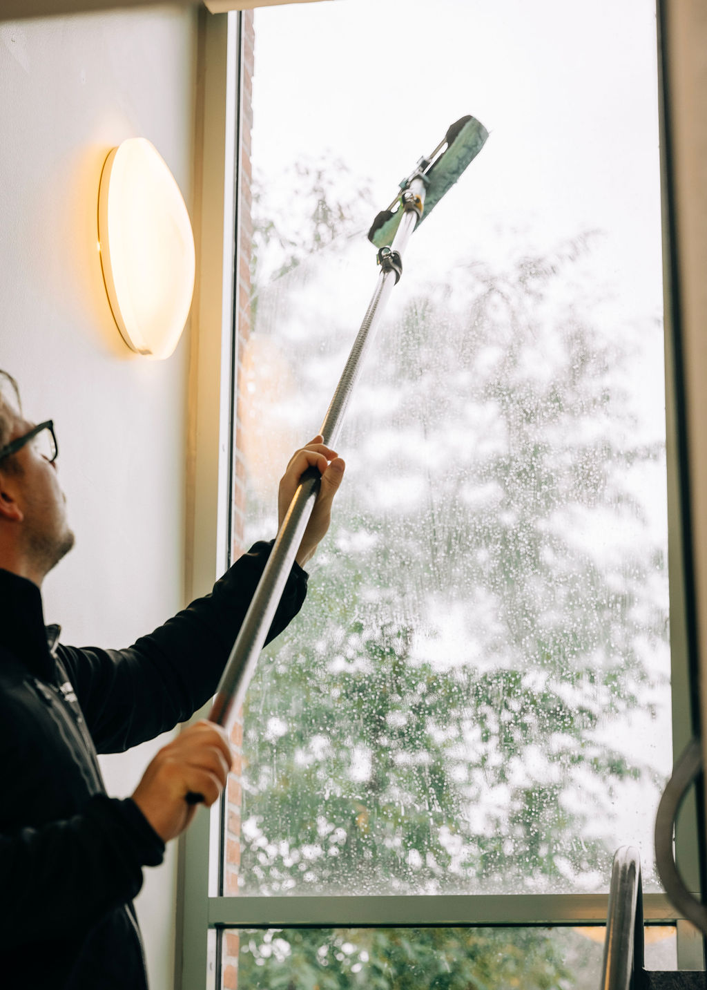 Rh-gruppen-fonsterputs-hoga-fonster-trapphus-brf-fastighetsagare